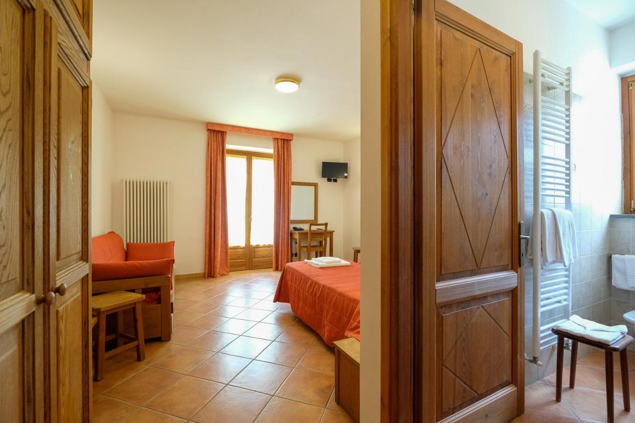 Hotel Casalpina Don Barra Pragelato Eksteriør bilde