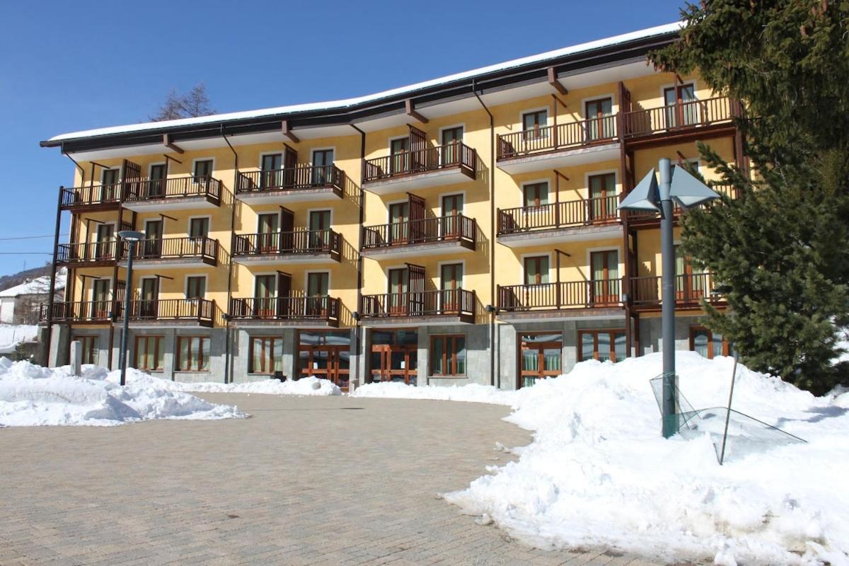 Hotel Casalpina Don Barra Pragelato Eksteriør bilde