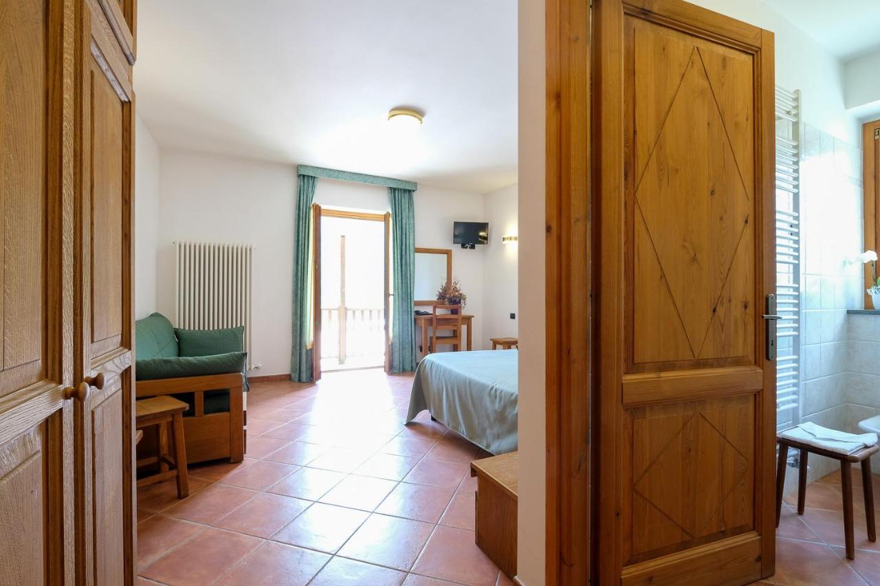 Hotel Casalpina Don Barra Pragelato Eksteriør bilde