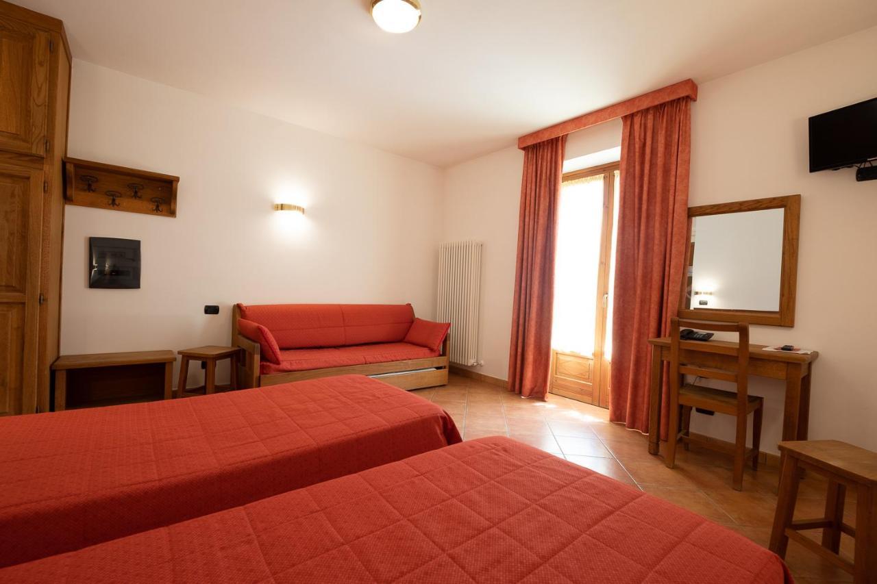 Hotel Casalpina Don Barra Pragelato Eksteriør bilde